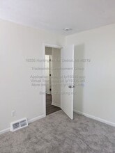 19335 Huntington Rd in Detroit, MI - Building Photo - Building Photo