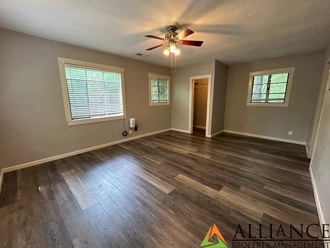 619 Ratone Ln in Manhattan, KS - Building Photo - Building Photo