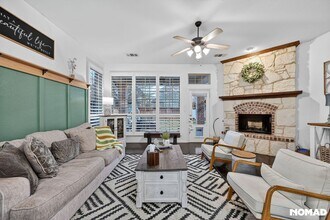 1128 Wilson Dr in Argyle, TX - Foto de edificio - Building Photo