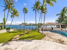 617 E Dilido Dr in Miami Beach, FL - Building Photo