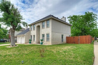 15000 Big Falls Dr in Leander, TX - Building Photo - Building Photo