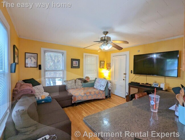 property at 18 Union St