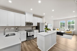 3748 Ellington St in Charlotte, NC - Building Photo - Building Photo