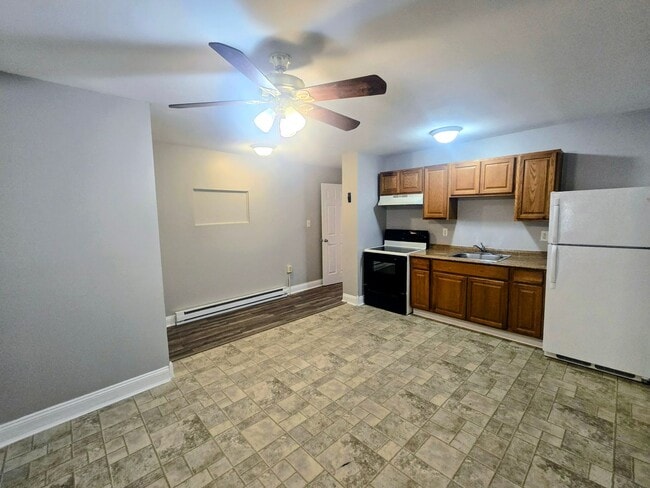 property at 705 N 4th St