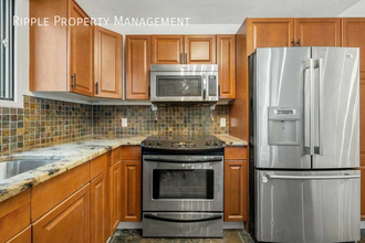 1004 McKinnon Dr NE in Calgary, AB - Building Photo - Building Photo