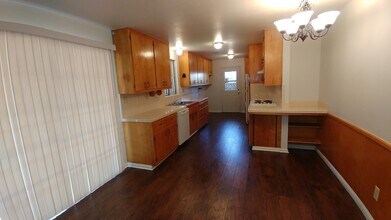 4184 Sherwood Ct in Lucerne, CA - Building Photo - Building Photo