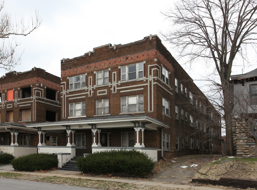 3124-3126 Forest Ave in Kansas City, MO - Building Photo