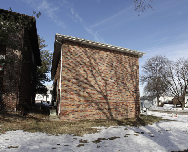 945 S 24th St in Lincoln, NE - Building Photo - Building Photo