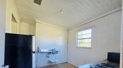 8010 SE US Hwy 301 in Hawthorne, FL - Building Photo - Building Photo