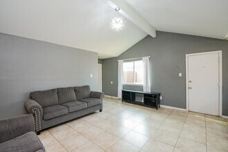 8607 Crystal Cove Ct in Houston, TX - Building Photo - Building Photo