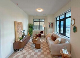 521-523 3 Ave SW in Calgary, AB - Building Photo