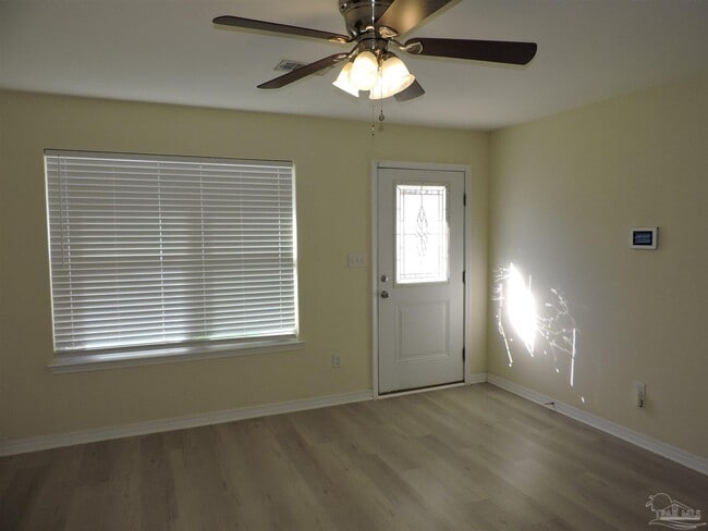 1000 Polk Ave in Pensacola, FL - Building Photo - Building Photo