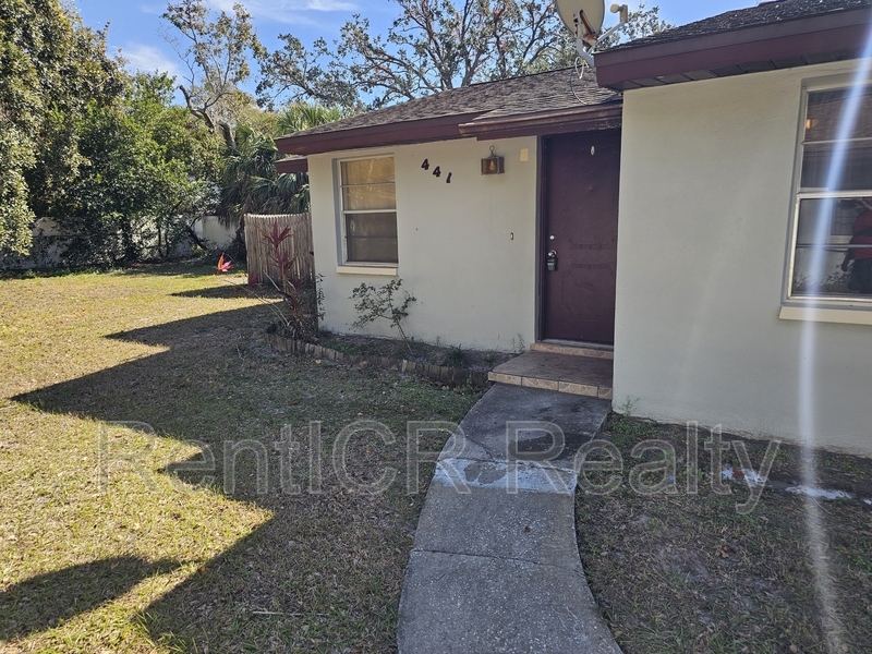 441 2nd Ave in Dunedin, FL - Building Photo