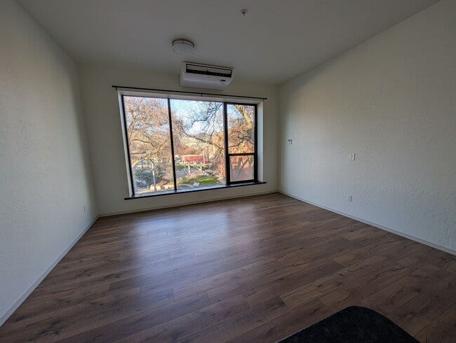 property at 530 Main St