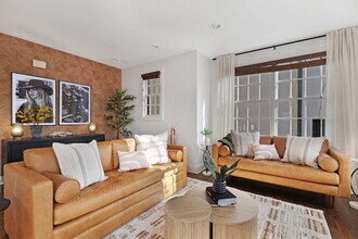 1015D 12th Ave S in Nashville, TN - Building Photo - Building Photo