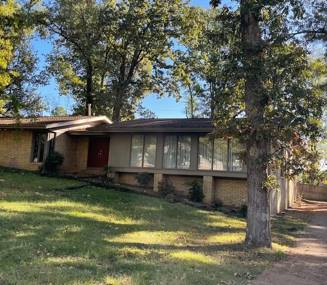 property at 54 S East Yates Rd