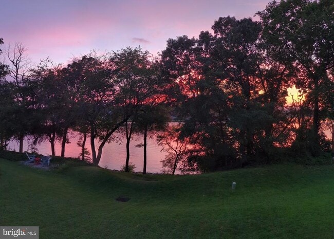 855 De Franceaux Harbour in Pasadena, MD - Building Photo - Building Photo