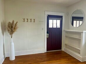 2717 Wightman St in San Diego, CA - Building Photo - Building Photo