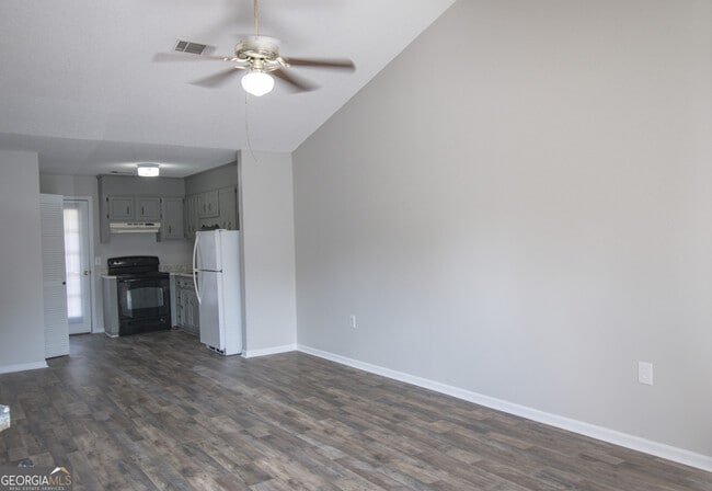 140 Lanier Dr in Statesboro, GA - Foto de edificio - Building Photo