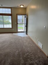 13040 Europa Trail Way N in Hugo, MN - Building Photo - Building Photo