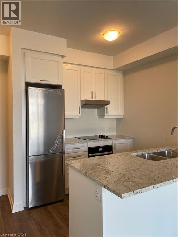 309 N Service Rd in Stoney Creek, ON - Building Photo - Building Photo