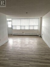 270 Palmdale Dr in Toronto, ON - Building Photo - Building Photo