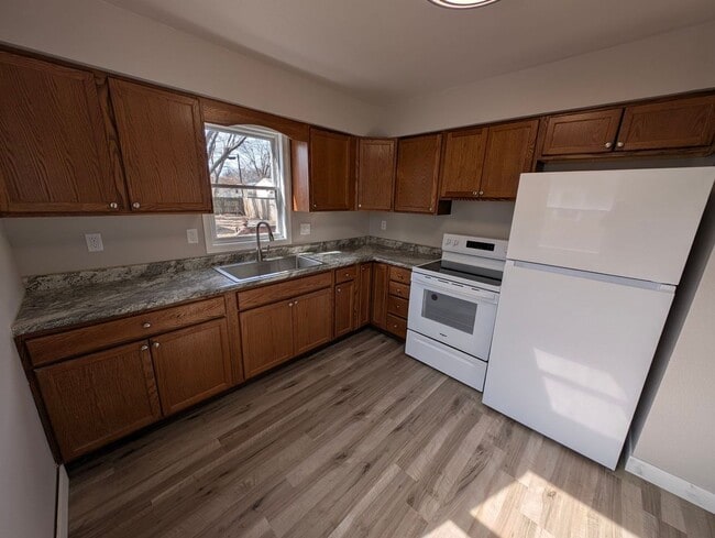1420 Sampson St in Des Moines, IA - Building Photo - Building Photo