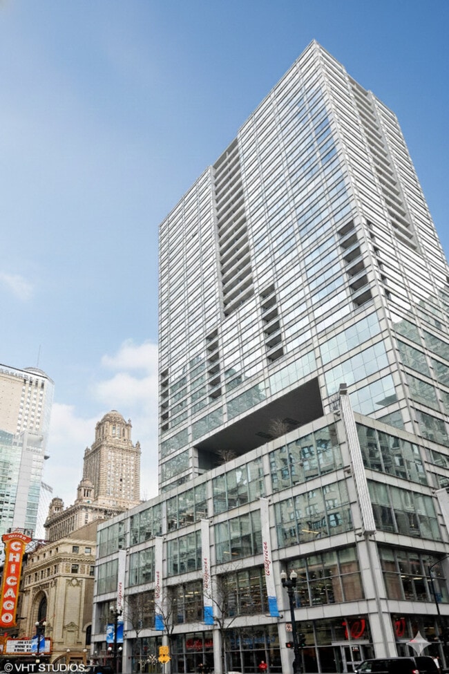 property at 8 E Randolph St