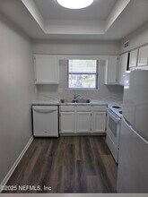 1681 Dogwood Cir in Middleburg, FL - Building Photo - Building Photo