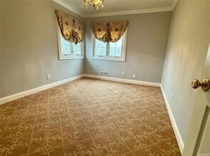 47 Orange Dr in Jericho, NY - Building Photo - Building Photo