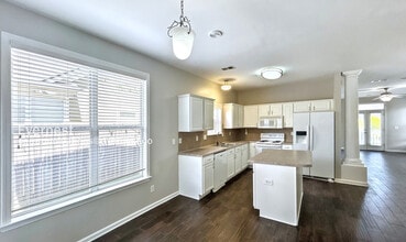 1271 Fleets Harbor Dr in Memphis, TN - Building Photo - Building Photo