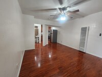 2702 Washington Ave photo'