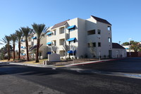 Bob Hogan Apartments in Las Vegas, NV - Building Photo - Building Photo