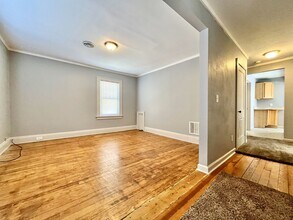 81 Delaware Ave in Muskegon, MI - Building Photo - Building Photo