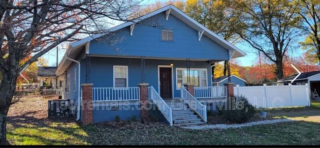 property at 2081 Hayne St