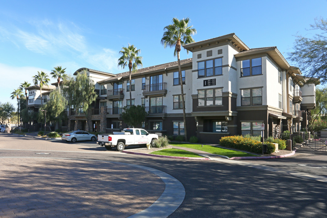 The Reserve on Cave Creek in Phoenix, AZ - Building Photo