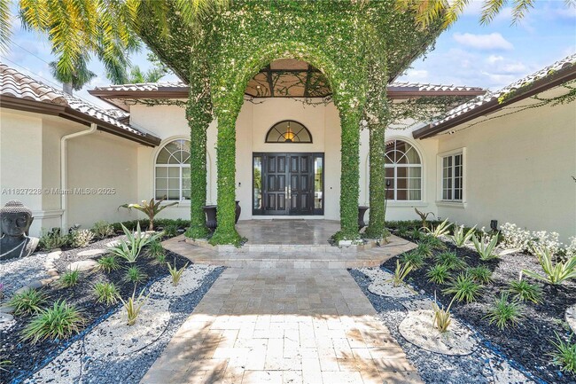1203 NW 121st Ave in Plantation, FL - Building Photo - Building Photo