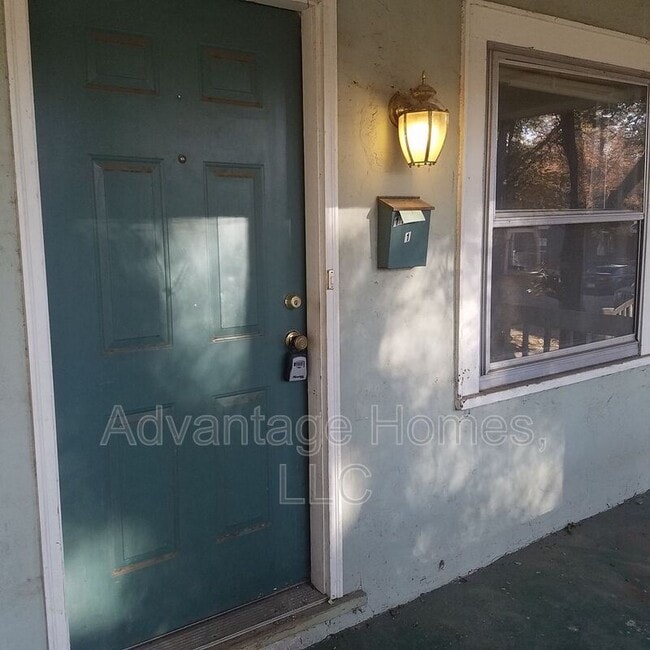 1128 W 41st Terrace in Kansas City, MO - Building Photo - Building Photo