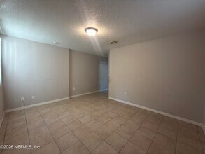 1709 Dot St in Jacksonville, FL - Building Photo - Building Photo