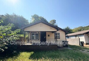 2129 Powderly Ave SW in Birmingham, AL - Building Photo