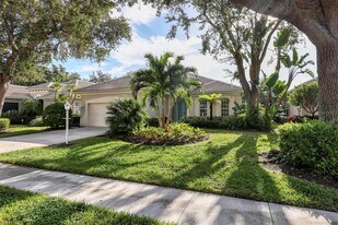 4375 Mirabella Cir in Bradenton, FL - Building Photo