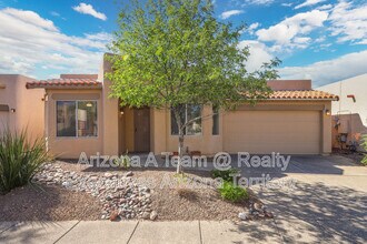 1589 E Painted Colt Loop in Tucson, AZ - Building Photo - Building Photo