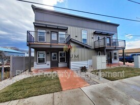 1611 Montana St in Missoula, MT - Building Photo