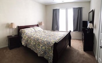 Taylor Bend Apartments in Chesapeake, VA - Building Photo - Building Photo