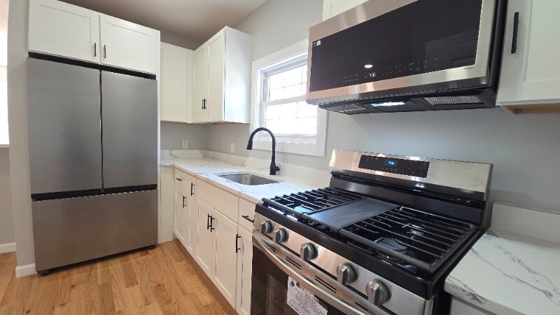 86 White St in Haverhill, MA - Building Photo