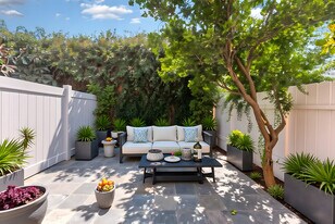 6858 Quinton Ln in Tujunga, CA - Building Photo