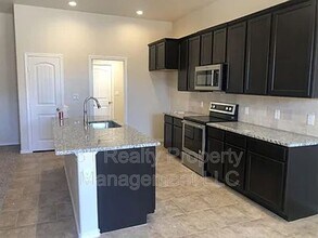 912 Yancy St in Odessa, TX - Building Photo - Building Photo