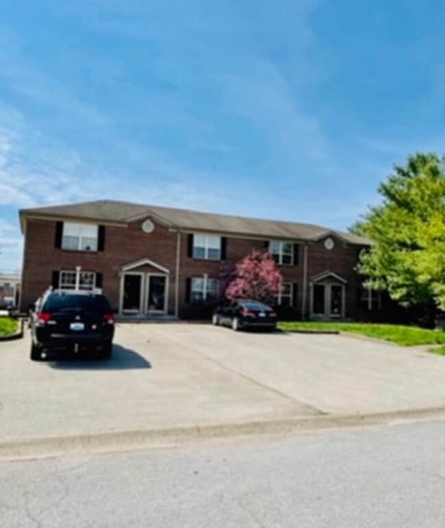 property at 119 Mallory Ct