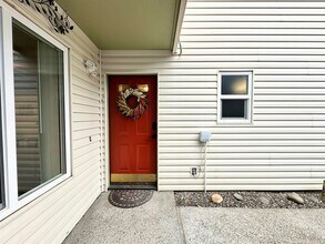 4310 Cowell Blvd in Davis, CA - Building Photo - Building Photo