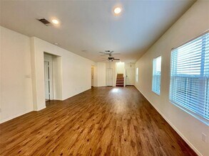 112 Wind Flower Ln in Liberty Hill, TX - Building Photo - Building Photo